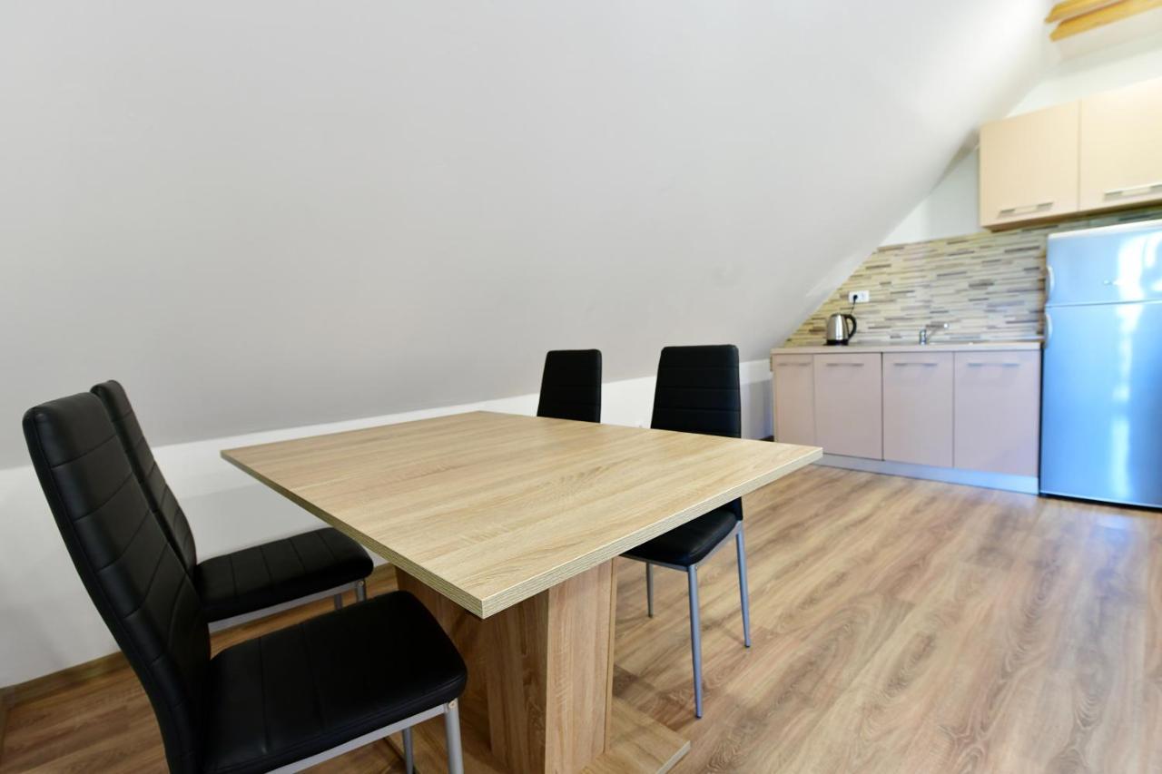 Apartman Vito Saborsko Exteriör bild