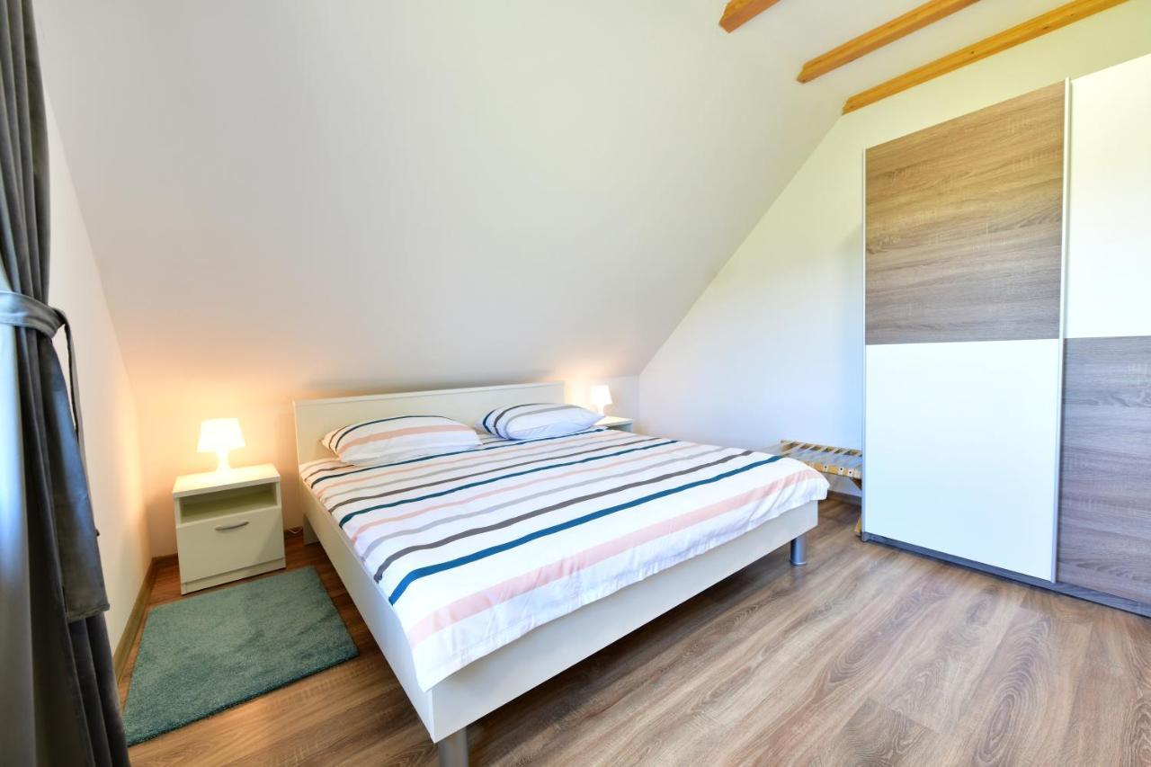 Apartman Vito Saborsko Exteriör bild